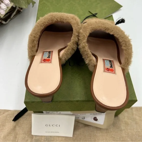 Women's Gucci-Dans Les Vert Horsebit
Size 38-NWT.-FULL INCLUSION
Made in Italy - Picture 6 of 10